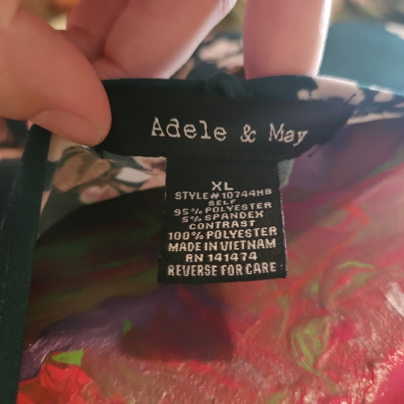 Women's Adele & May Turquoise Floral Sleeveless Blouse - Picture 4 of 4